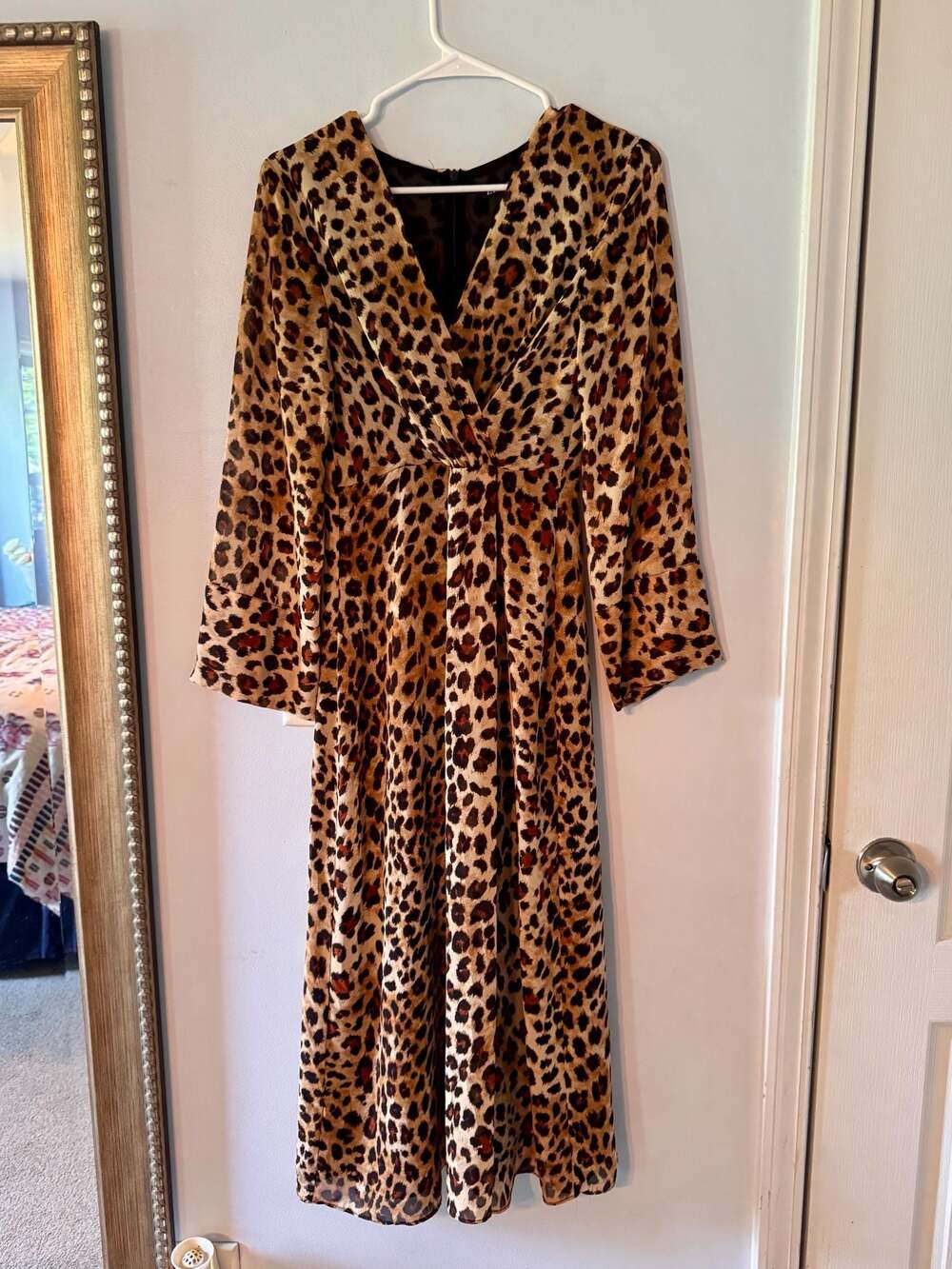 Zara Leopard Print Midi Dress XS Long Sleeve Plunge Neck Mob Wife Glam Dress